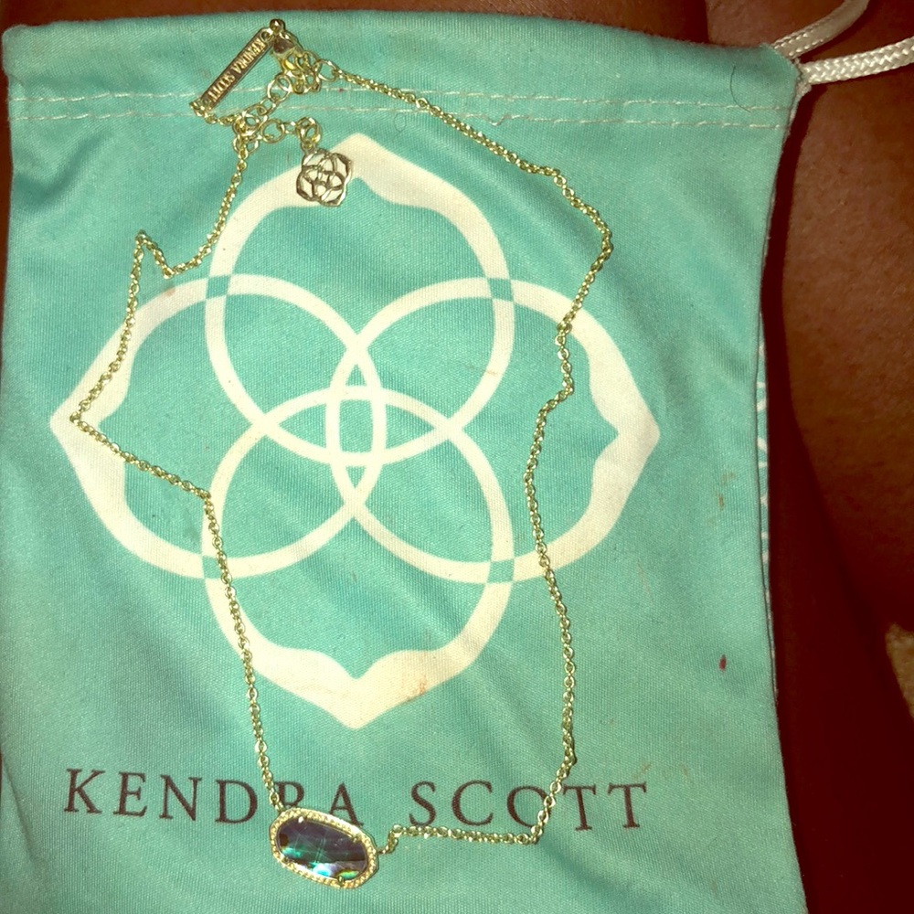 Kendra Scott necklace gold